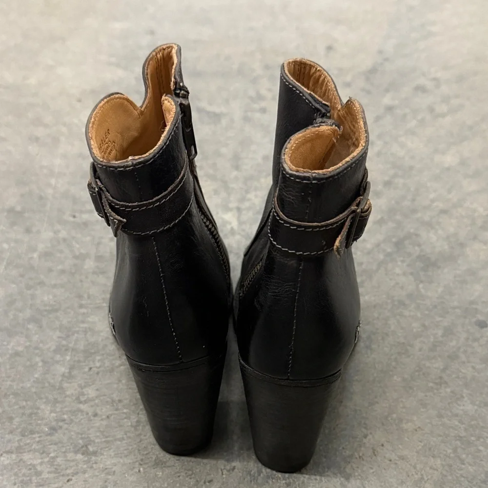 Bed Stu chic black